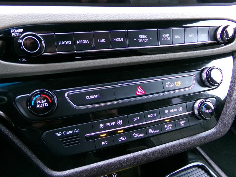 Kia Sedona SX-L FWD 2016 Kia Sedona SX-L FWD 2016