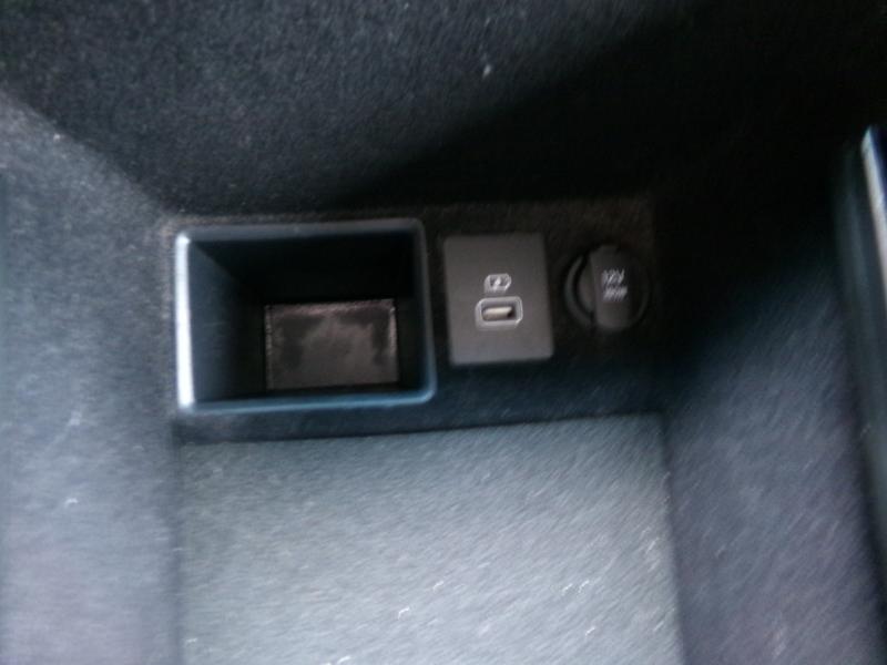 Kia Sedona SX-L FWD 2016 Kia Sedona SX-L FWD 2016