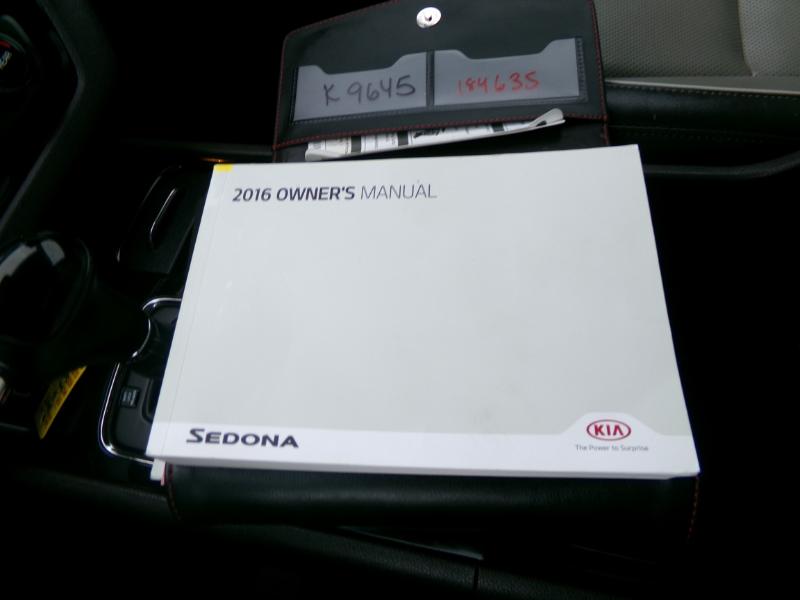 Kia Sedona SX-L FWD 2016 Kia Sedona SX-L FWD 2016