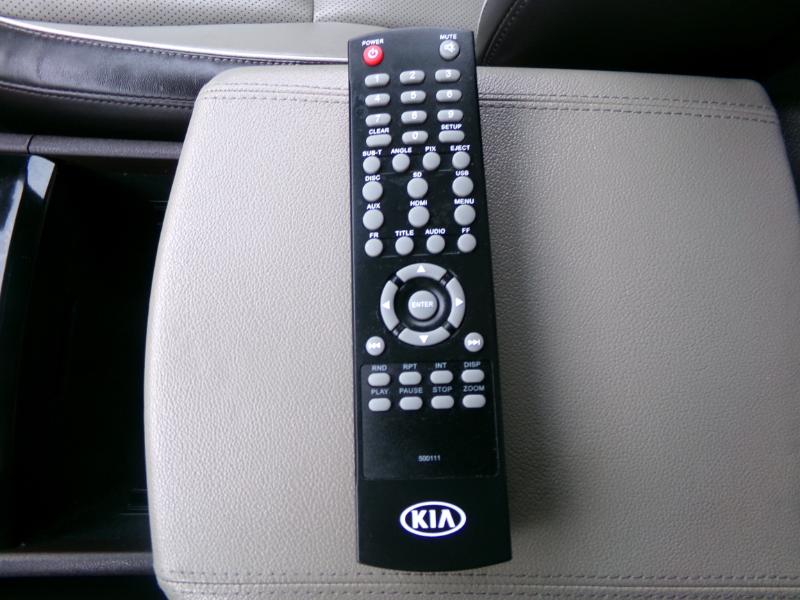 Kia Sedona SX-L FWD 2016 Kia Sedona SX-L FWD 2016