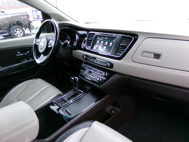 Kia Sedona SX-L FWD 2016 Kia Sedona SX-L FWD 2016