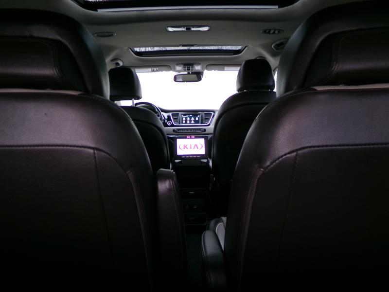 Kia Sedona SX-L FWD 2016 Kia Sedona SX-L FWD 2016