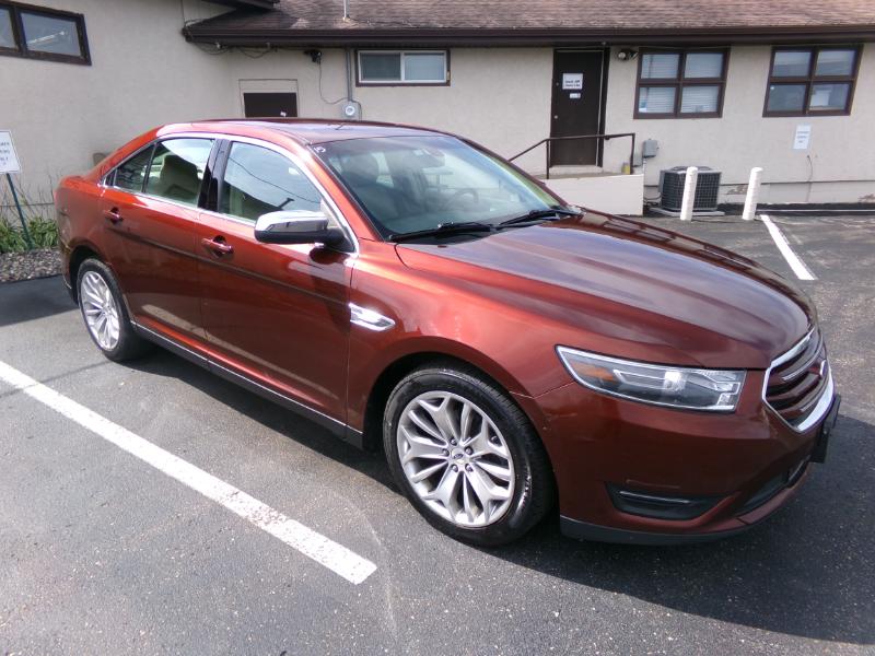 2015 Ford Taurus