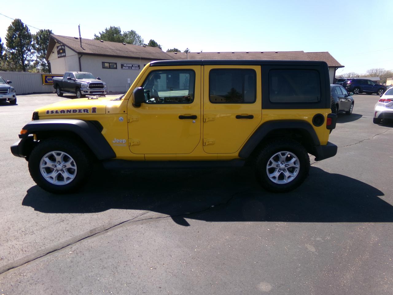 Jeep Wrangler Unlimited Sport 2021