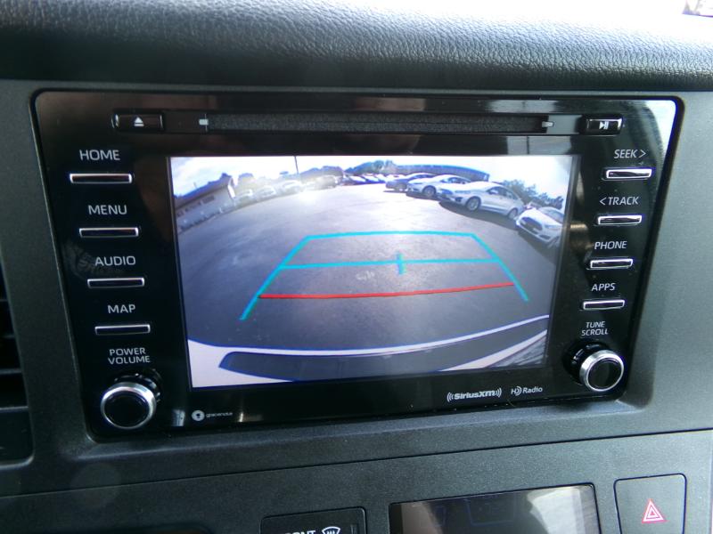 Toyota Sienna LE 7-Passenger AWD 2020 Toyota Sienna LE 7-Passenger AWD 2020