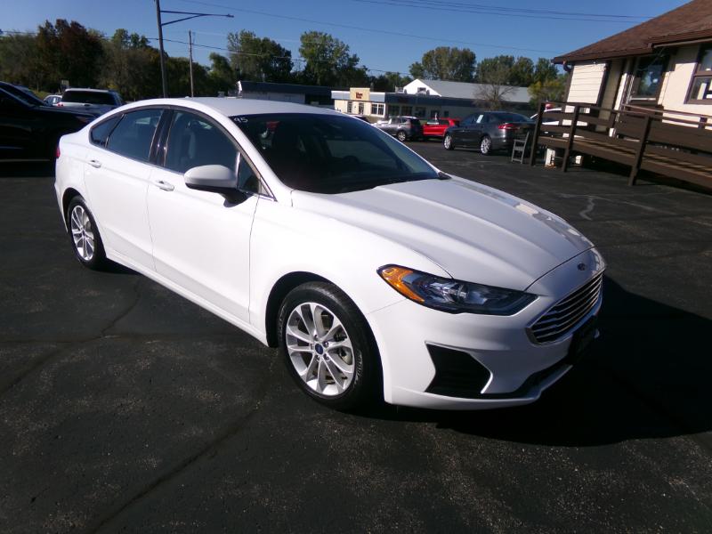 Ford Fusion Hybrid SE 2020