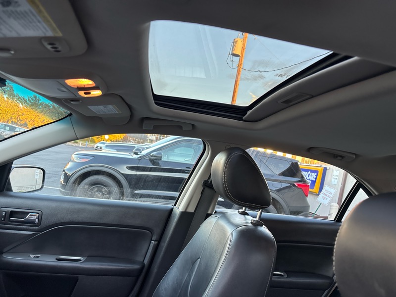 Ford Fusion I4 SEL 2011 Ford Fusion I4 SEL 2011
