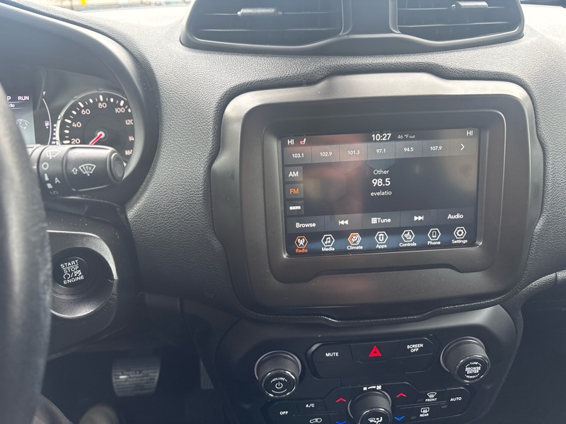 Jeep Renegade Latitude 4WD 2019 Jeep Renegade Latitude 4WD 2019