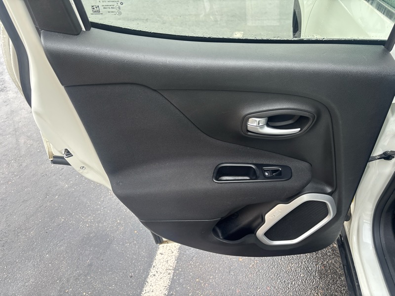 Jeep Renegade Latitude 4WD 2019 Jeep Renegade Latitude 4WD 2019