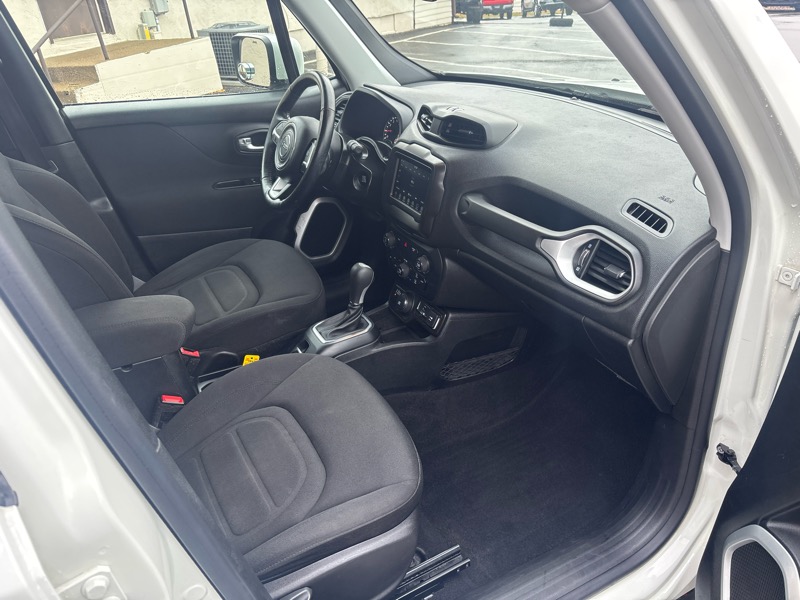 Jeep Renegade Latitude 4WD 2019 Jeep Renegade Latitude 4WD 2019