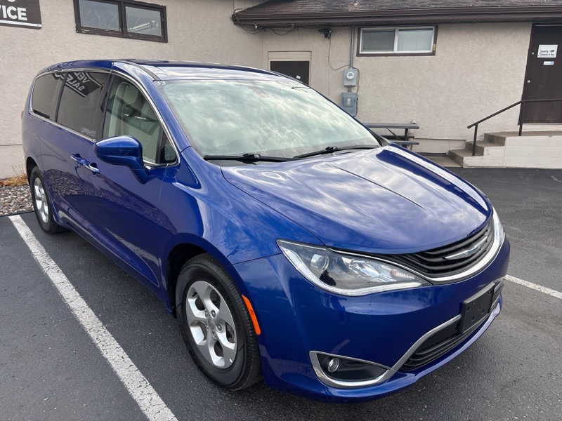 2018 Chrysler Pacifica Hybrid Touring Plus