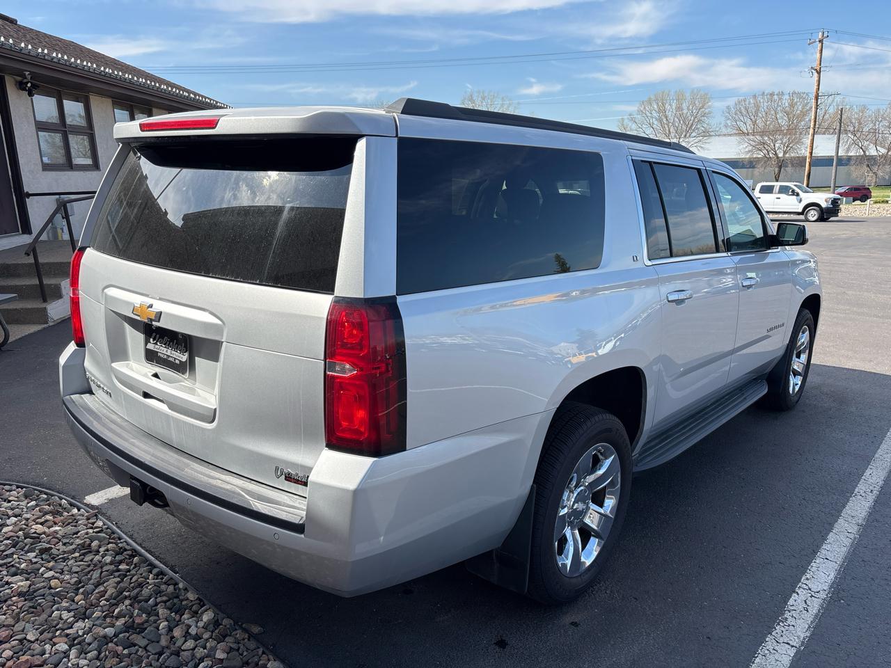 Chevrolet Suburban LT 4WD 2019