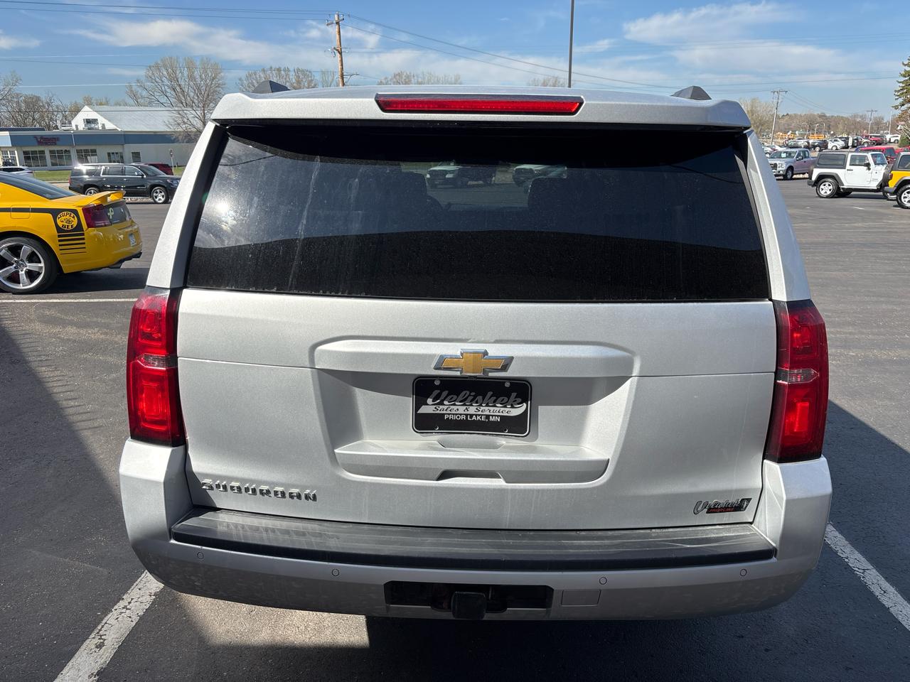 Chevrolet Suburban LT 4WD 2019