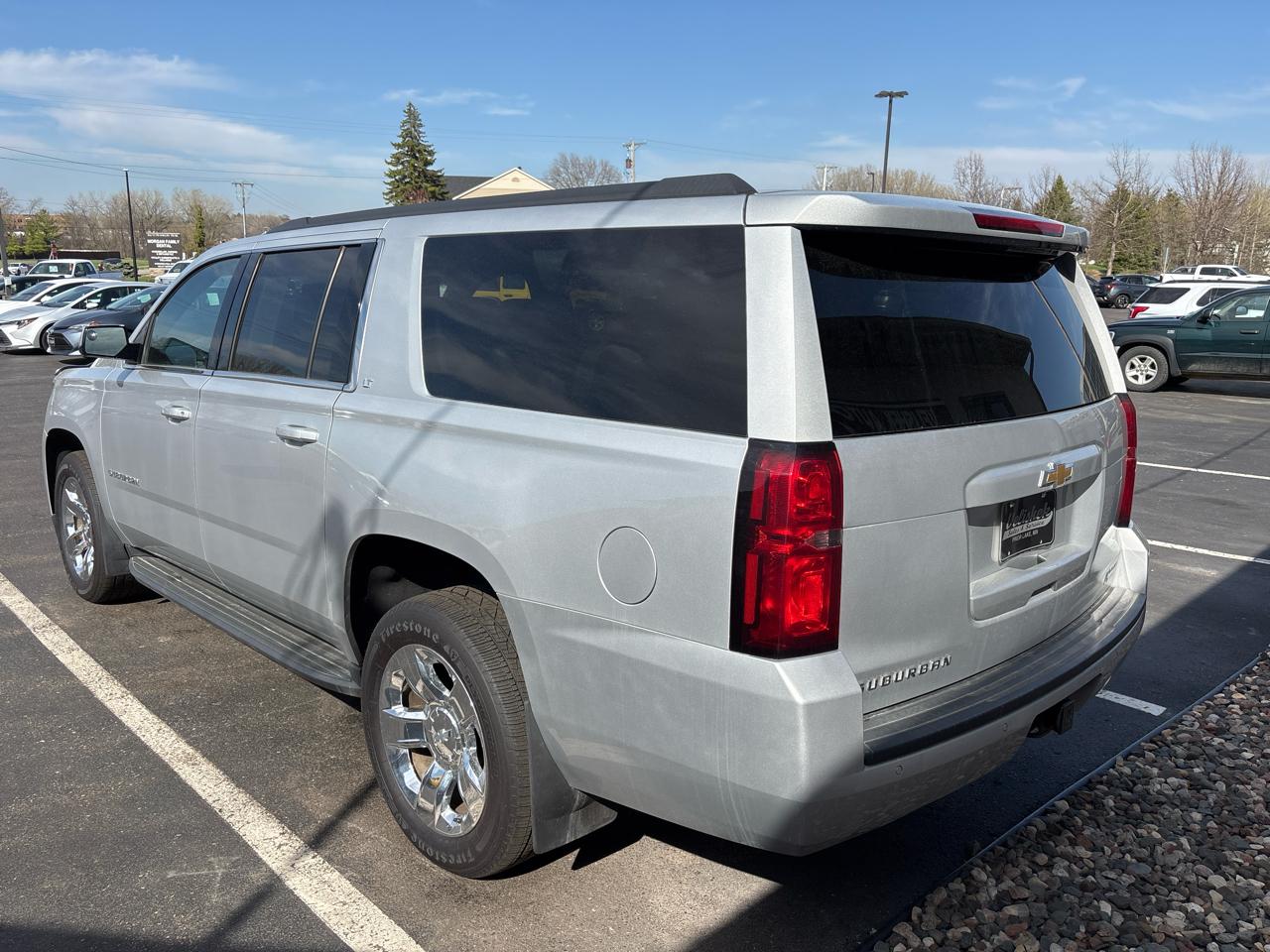 Chevrolet Suburban LT 4WD 2019