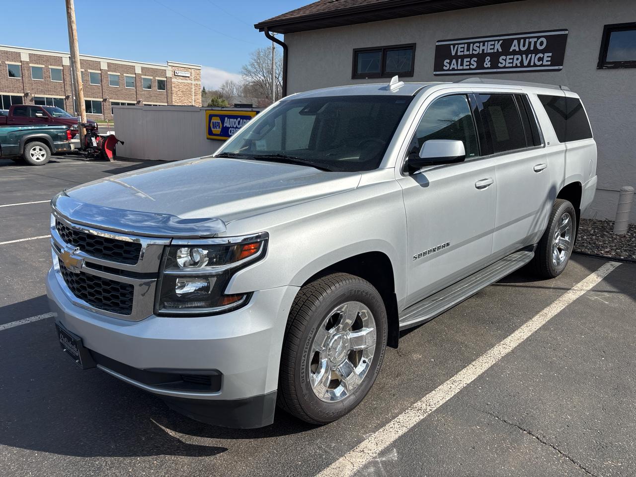 Chevrolet Suburban LT 4WD 2019