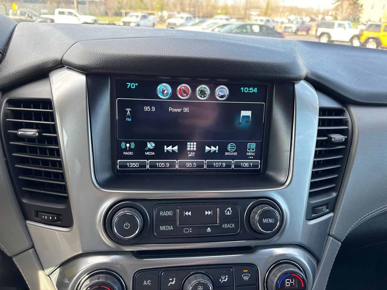 Chevrolet Suburban LT 4WD 2019