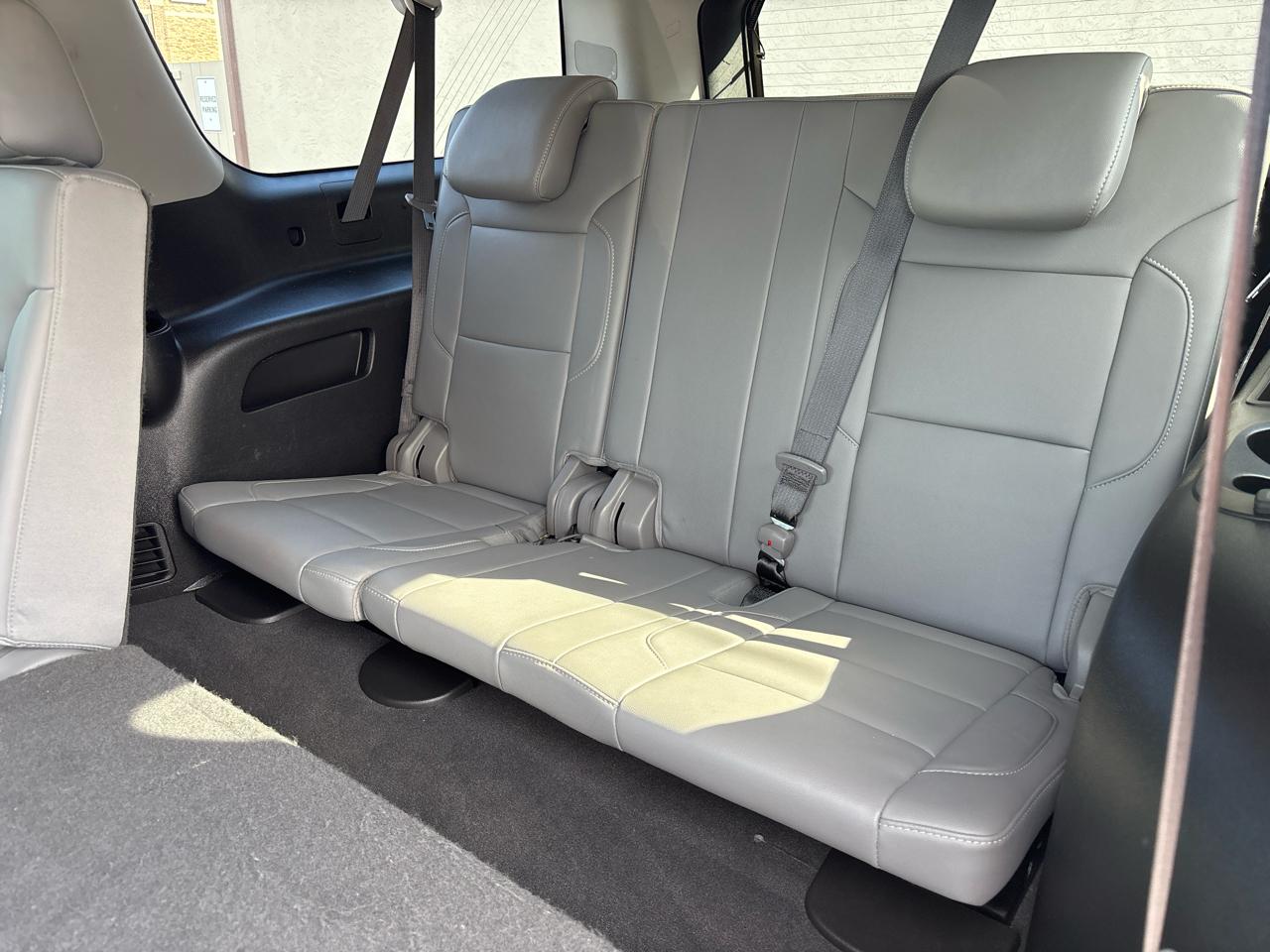 Chevrolet Suburban LT 4WD 2019