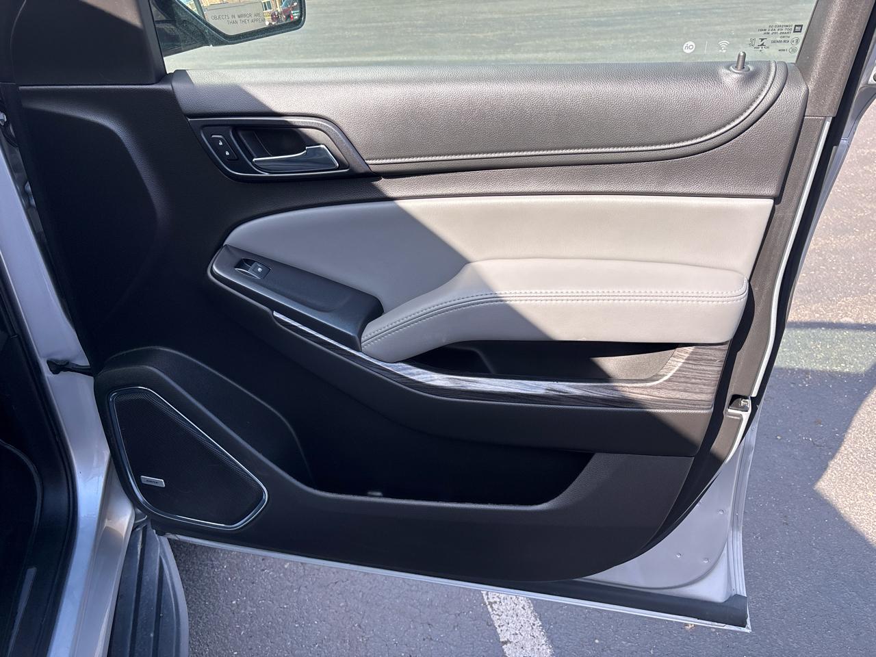 Chevrolet Suburban LT 4WD 2019