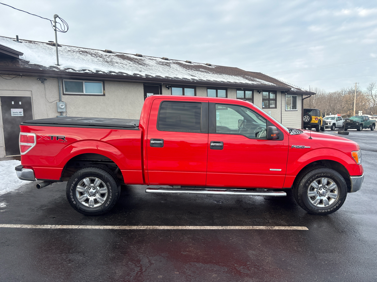 Ford F-150 4WD SuperCrew 145" XLT 2011