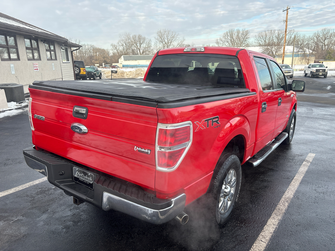 Ford F-150 4WD SuperCrew 145" XLT 2011