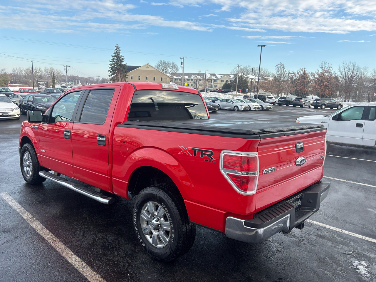 Ford F-150 4WD SuperCrew 145" XLT 2011