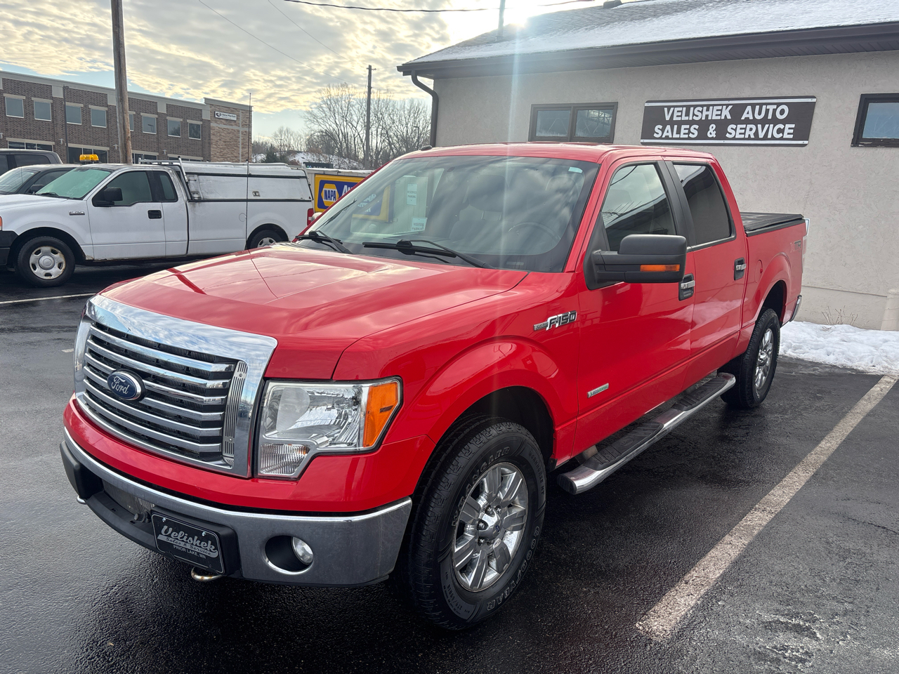 Ford F-150 4WD SuperCrew 145" XLT 2011