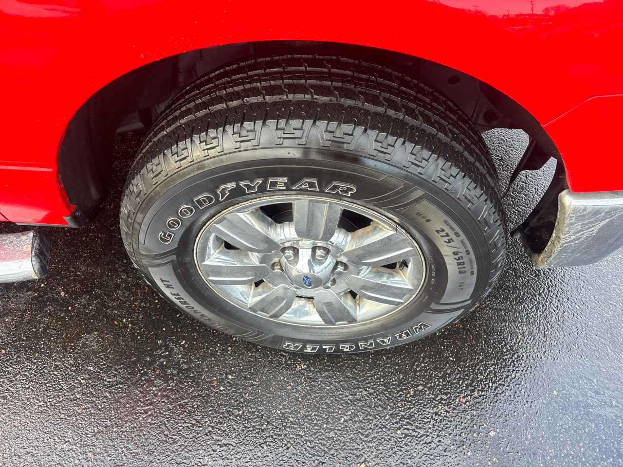 Ford F-150 4WD SuperCrew 145" XLT 2011