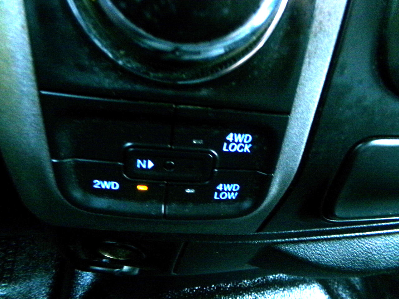 RAM 1500 4WD Crew Cab 140.5" ST 2016