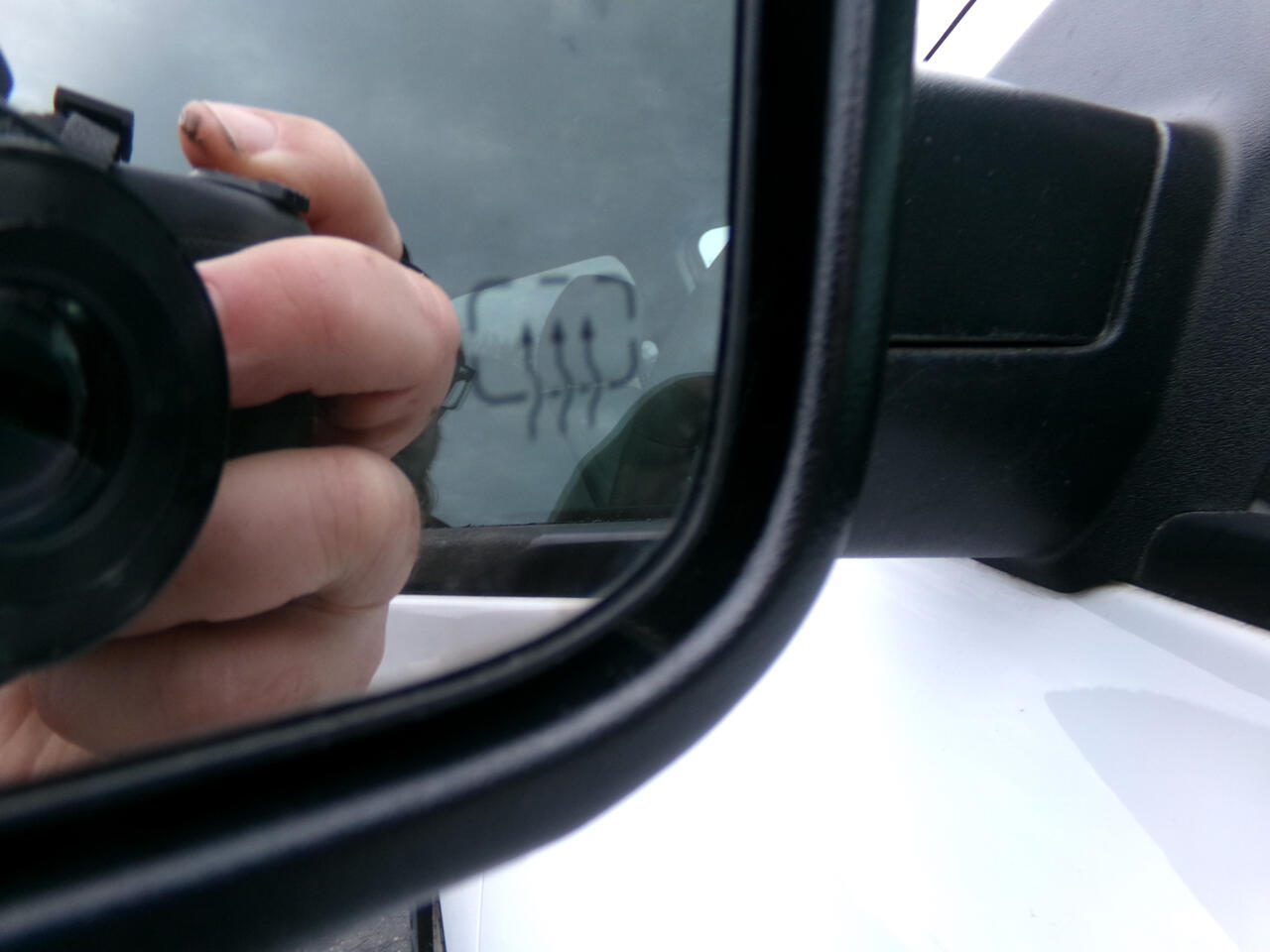 RAM 1500 4WD Crew Cab 140.5" ST 2016