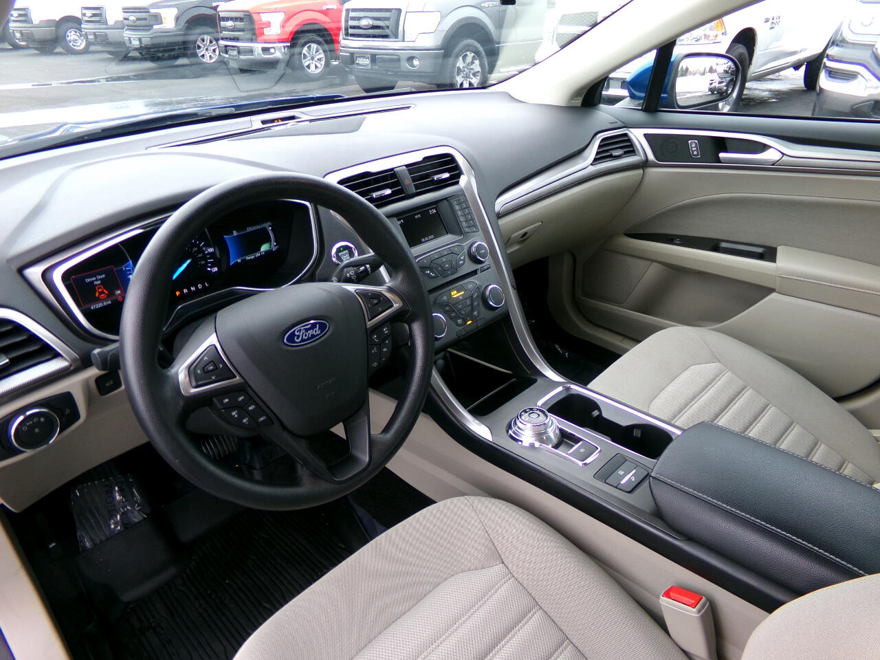 Ford Fusion Hybrid SE FWD 2018