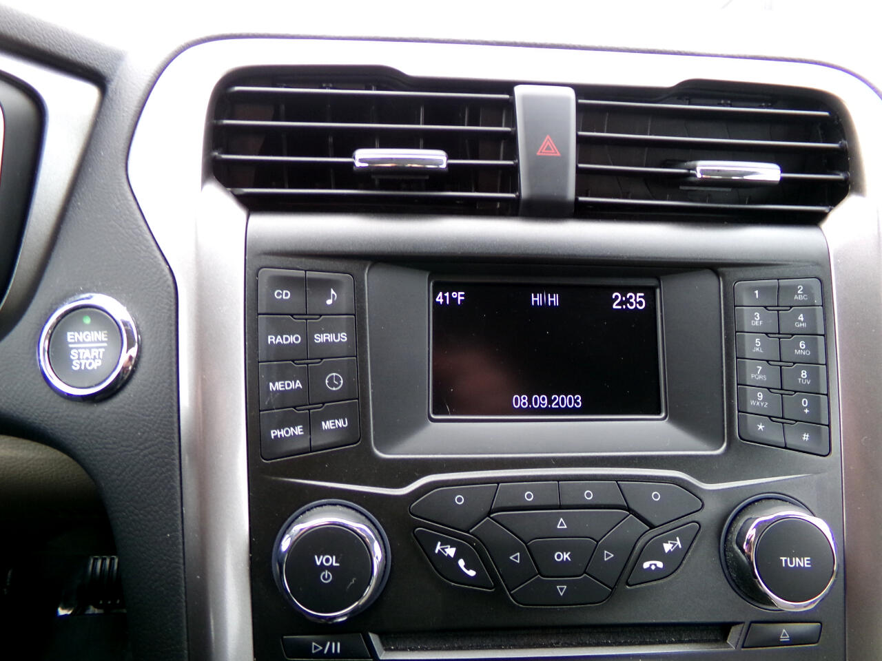 Ford Fusion Hybrid SE FWD 2018