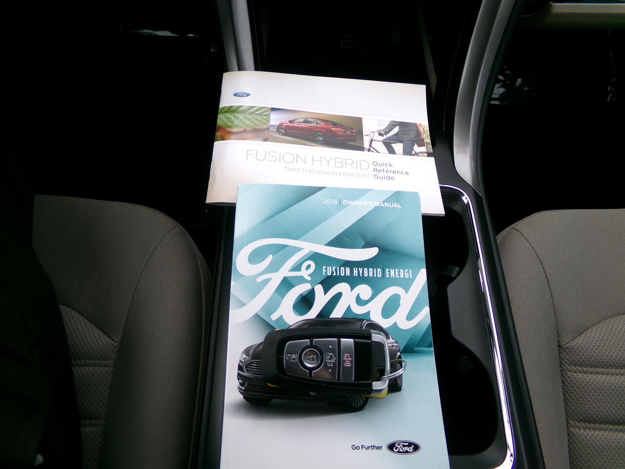 Ford Fusion Hybrid SE FWD 2018