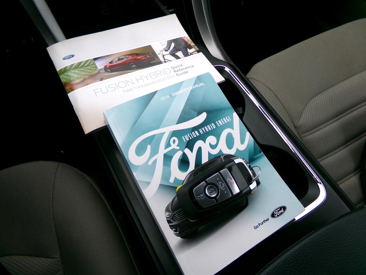 Ford Fusion Hybrid SE FWD 2018