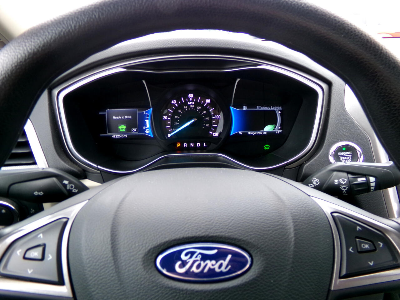 Ford Fusion Hybrid SE FWD 2018