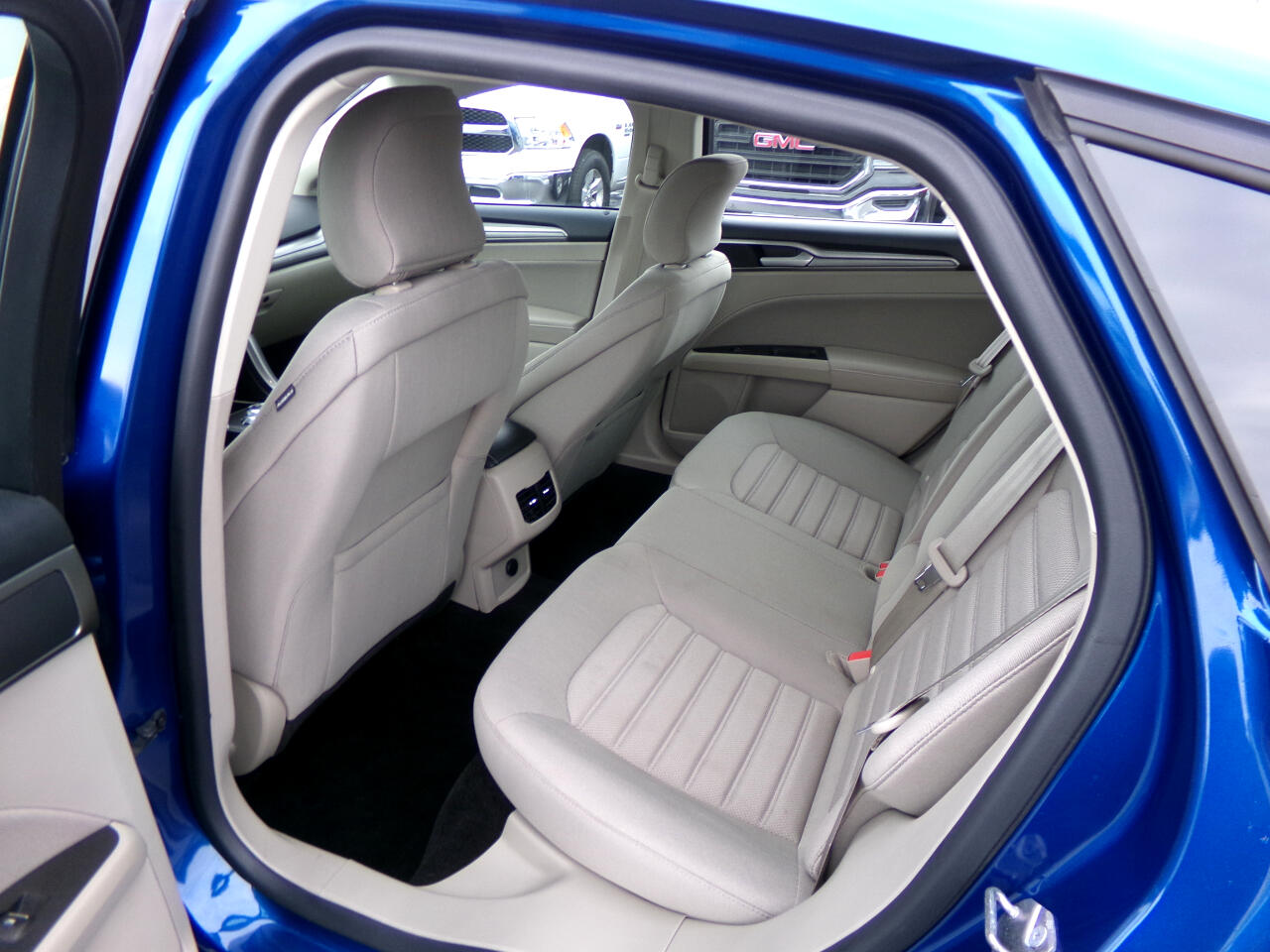 Ford Fusion Hybrid SE FWD 2018