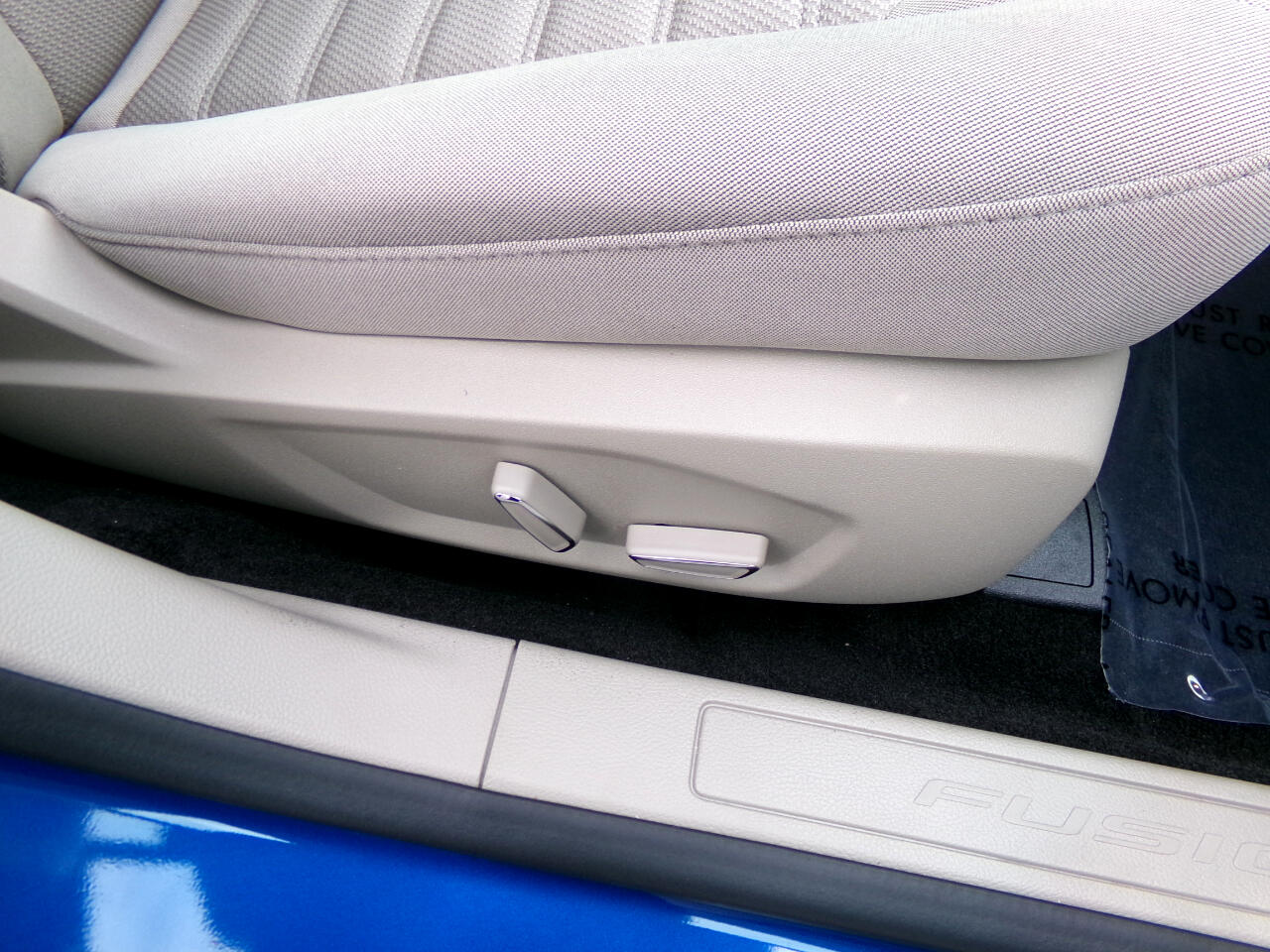 Ford Fusion Hybrid SE FWD 2018