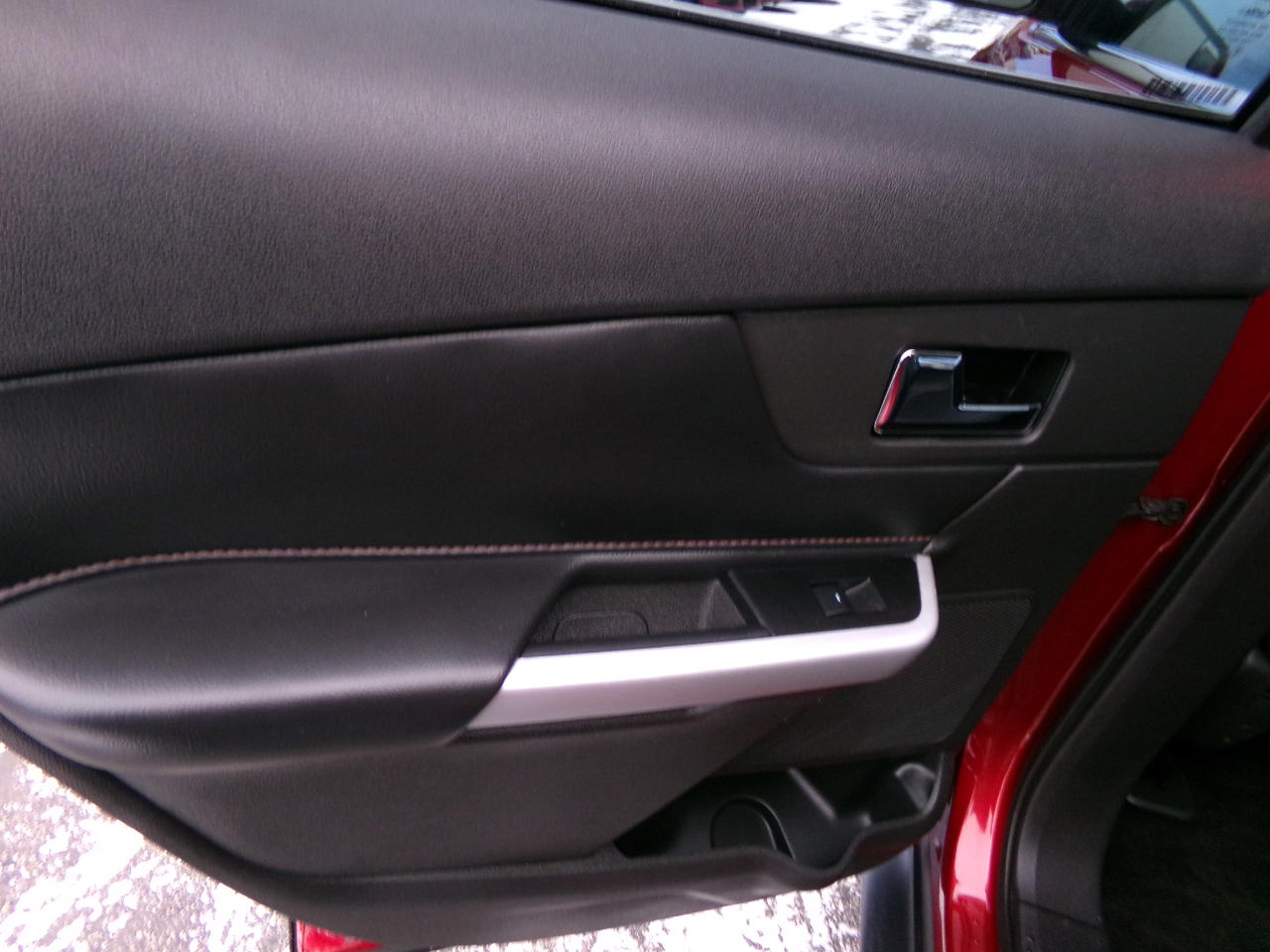 Ford Edge 4dr Limited FWD 2013