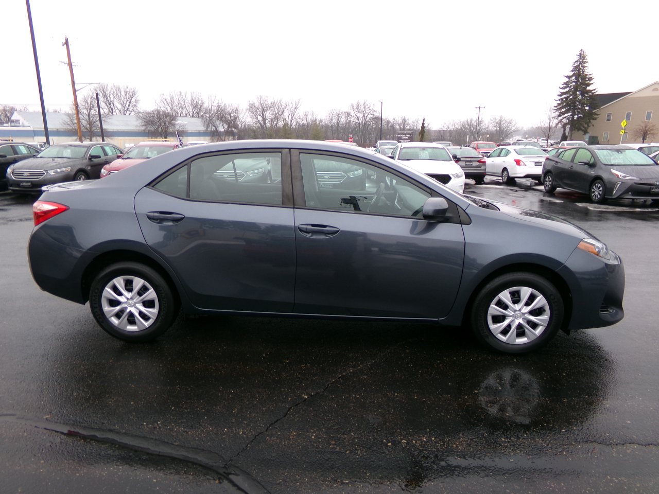 Toyota Corolla LE 4D Sedan 2018