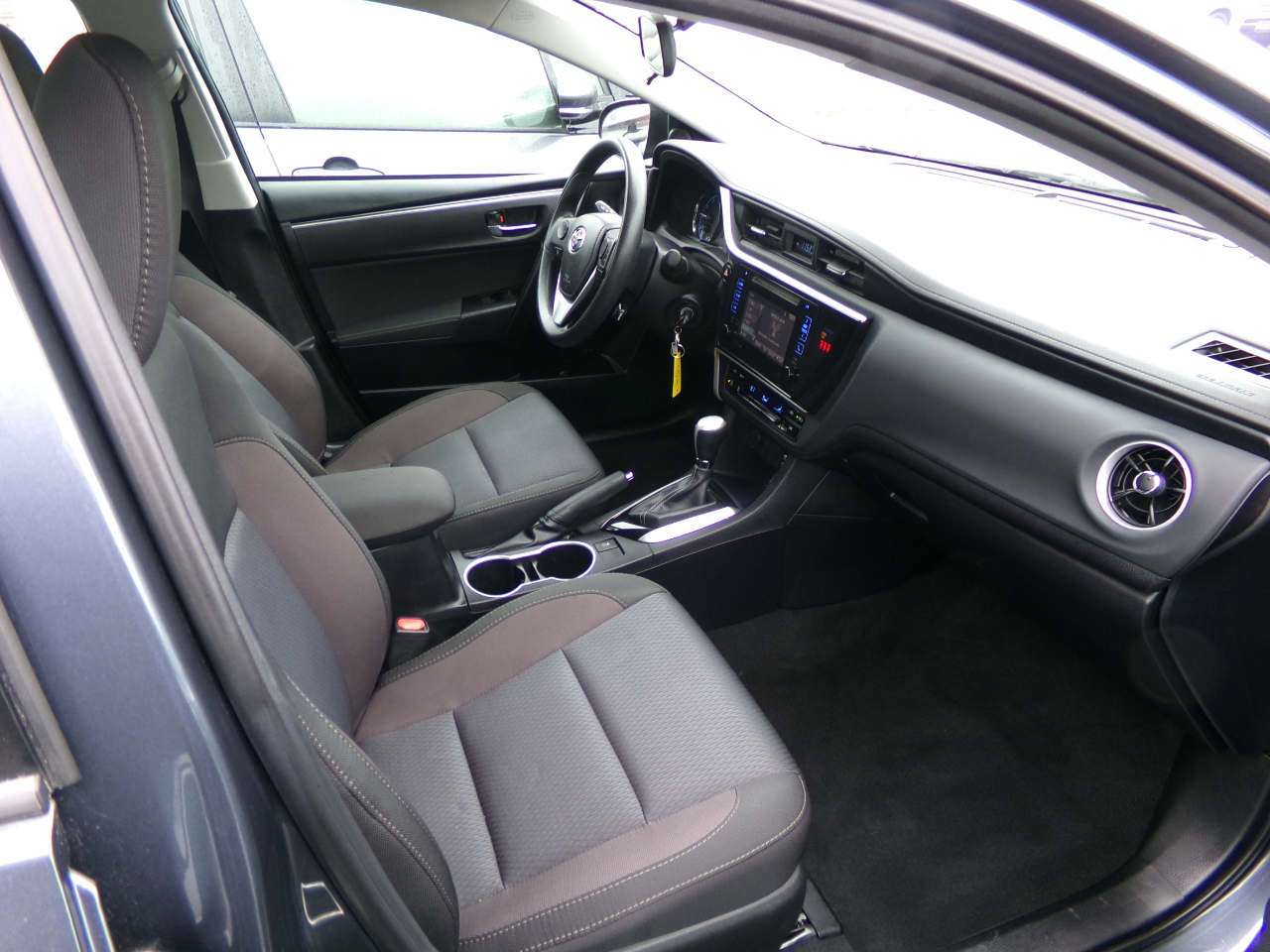 Toyota Corolla LE 4D Sedan 2018