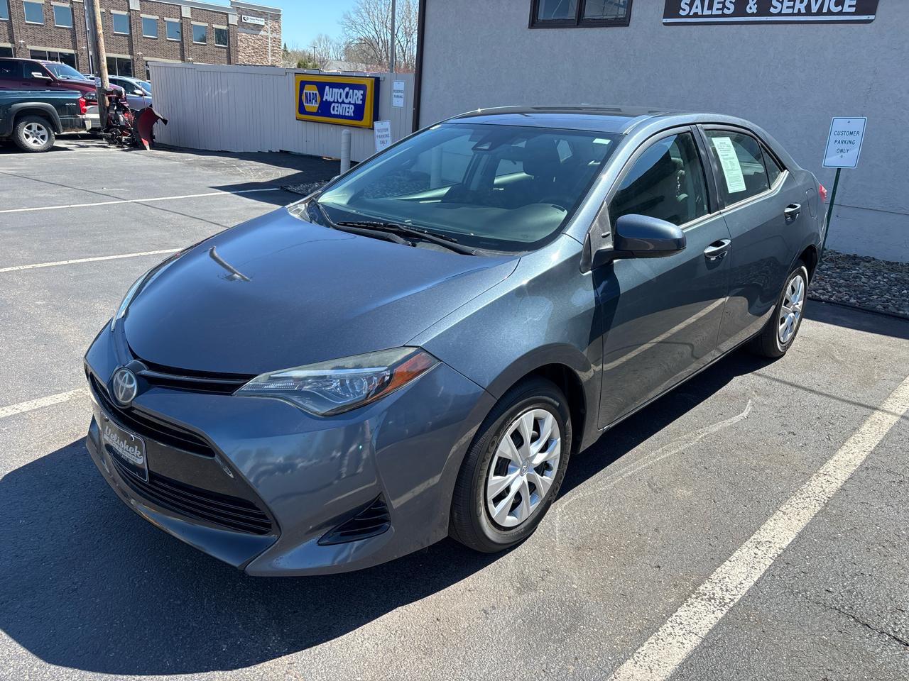 Toyota Corolla LE 4D Sedan 2018