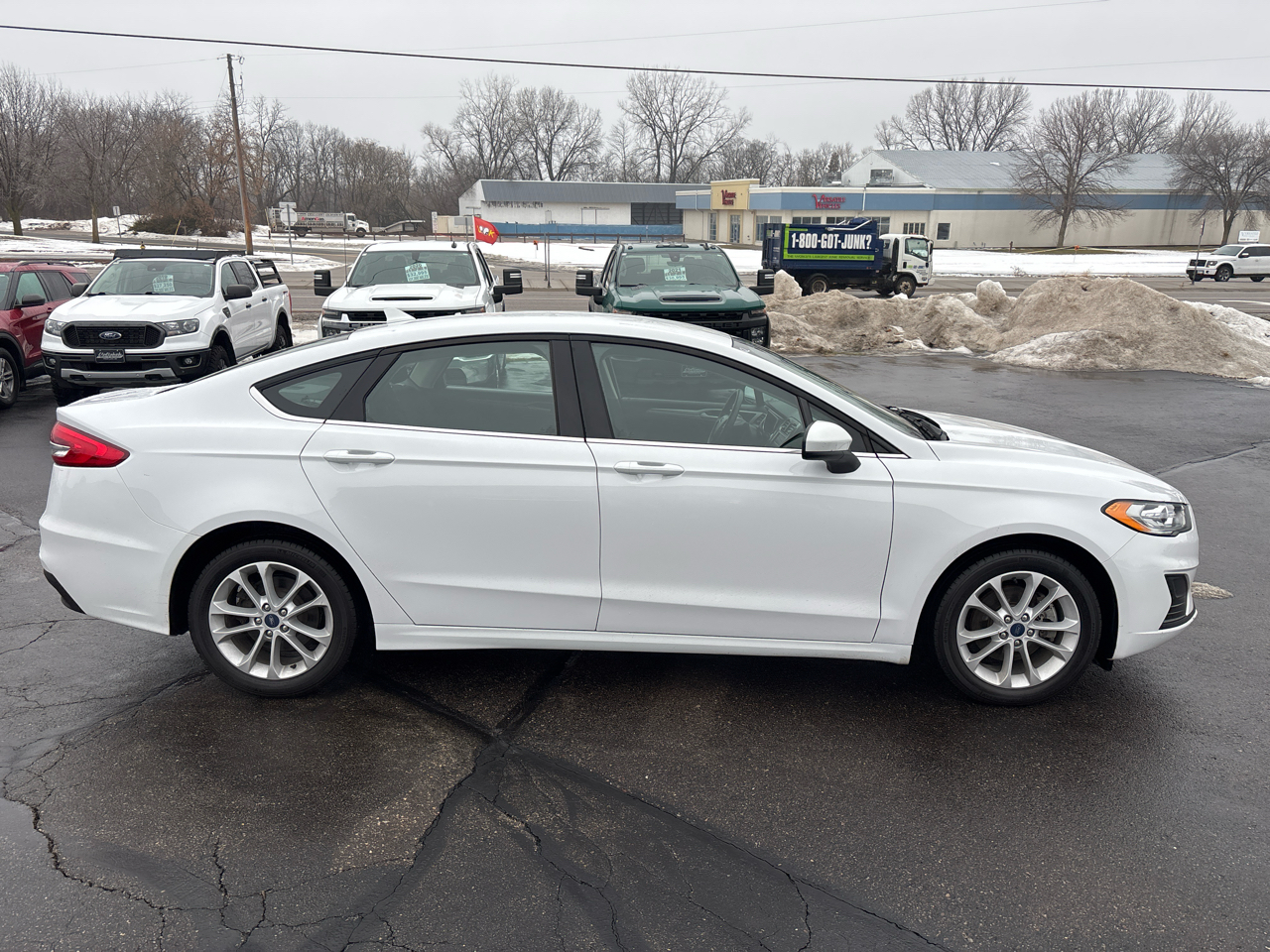 Ford Fusion Hybrid SE FWD 2020