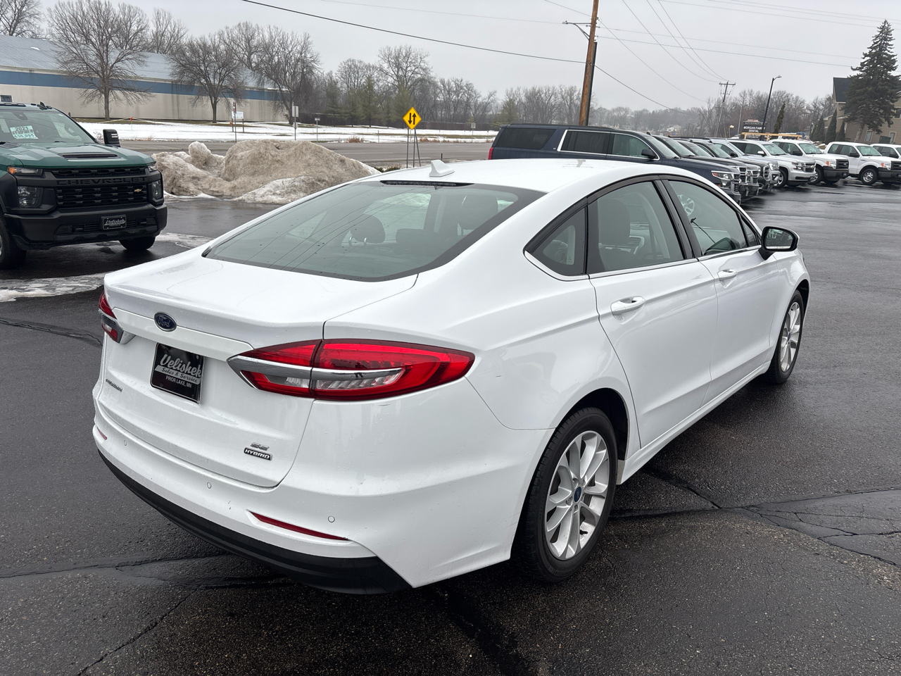 Ford Fusion Hybrid SE FWD 2020