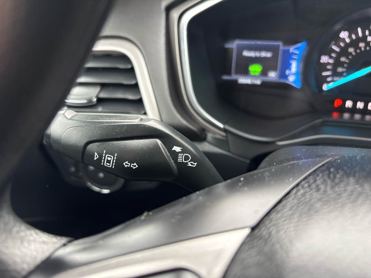 Ford Fusion Hybrid SE FWD 2020