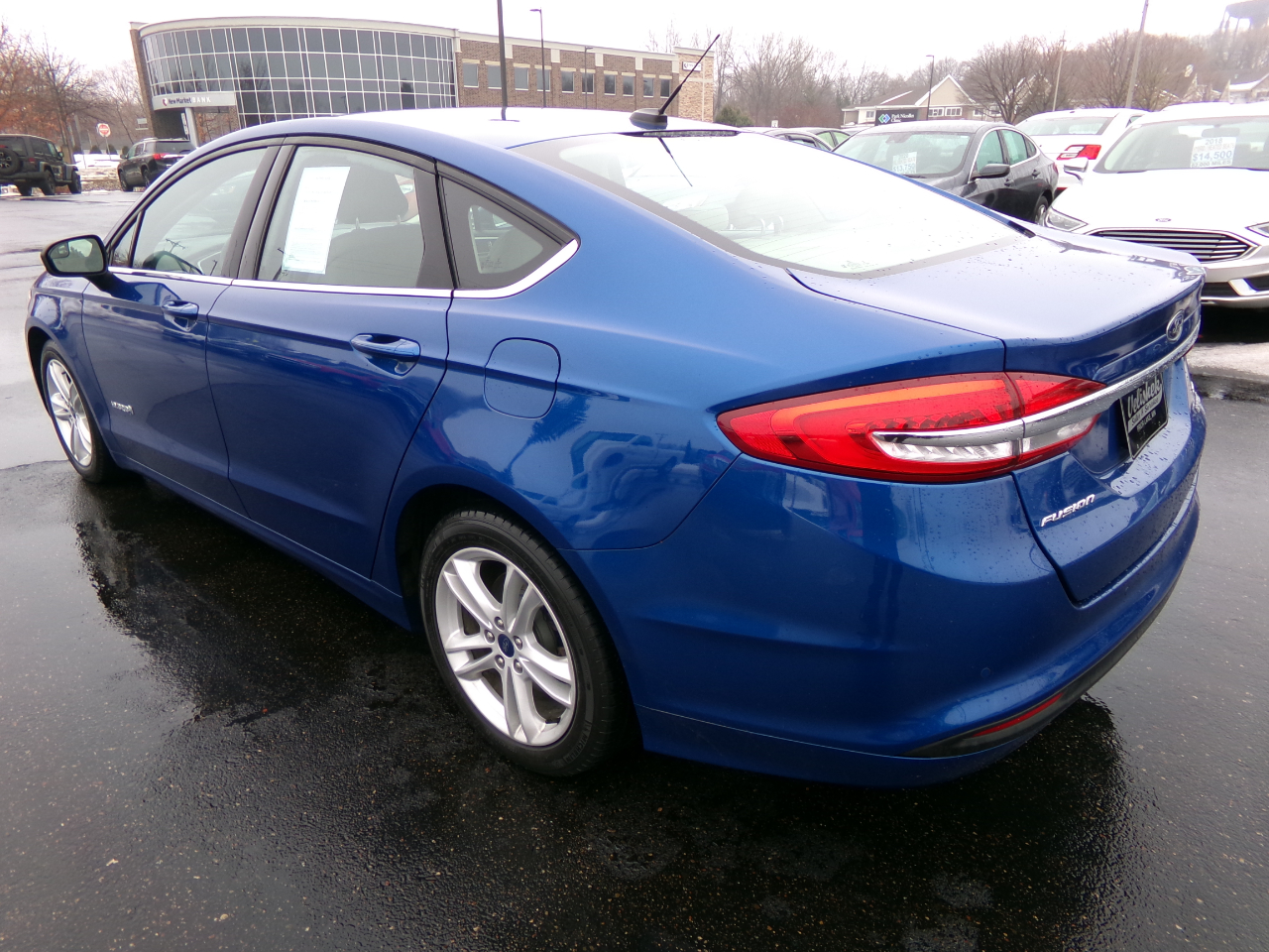 Ford Fusion Hybrid SE FWD 2018