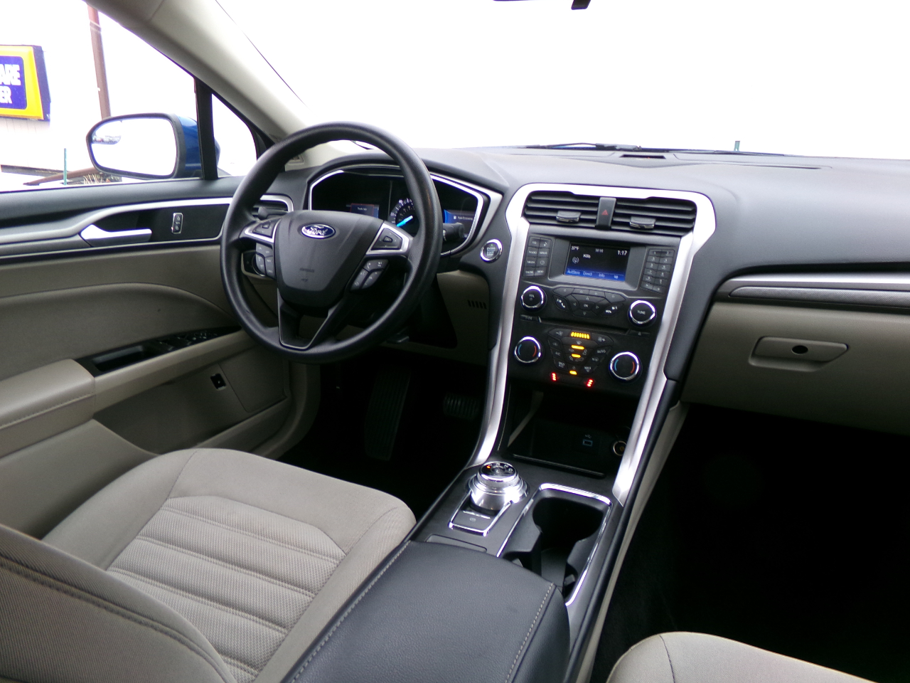 Ford Fusion Hybrid SE FWD 2018