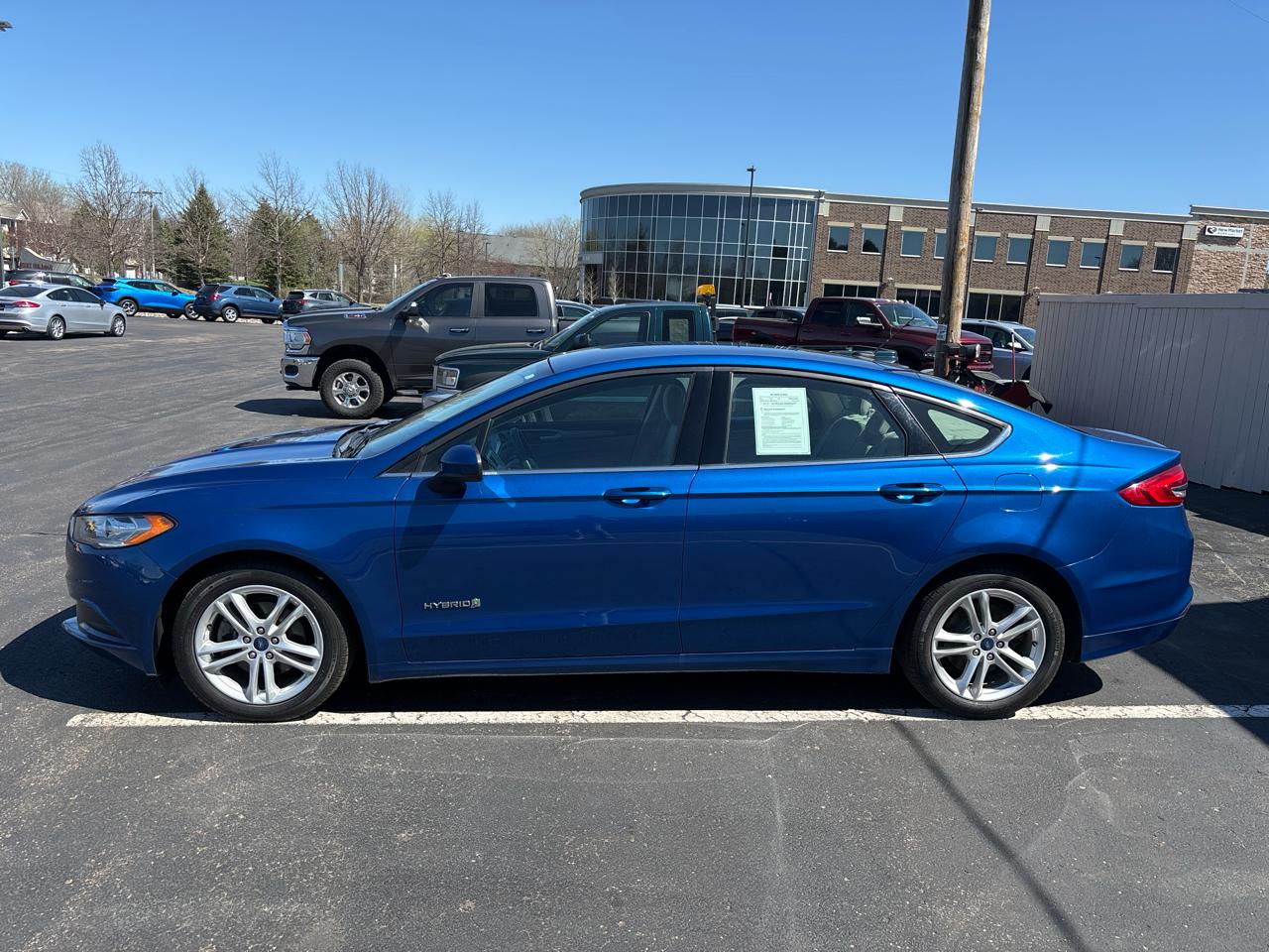 Ford Fusion Hybrid SE FWD 2018