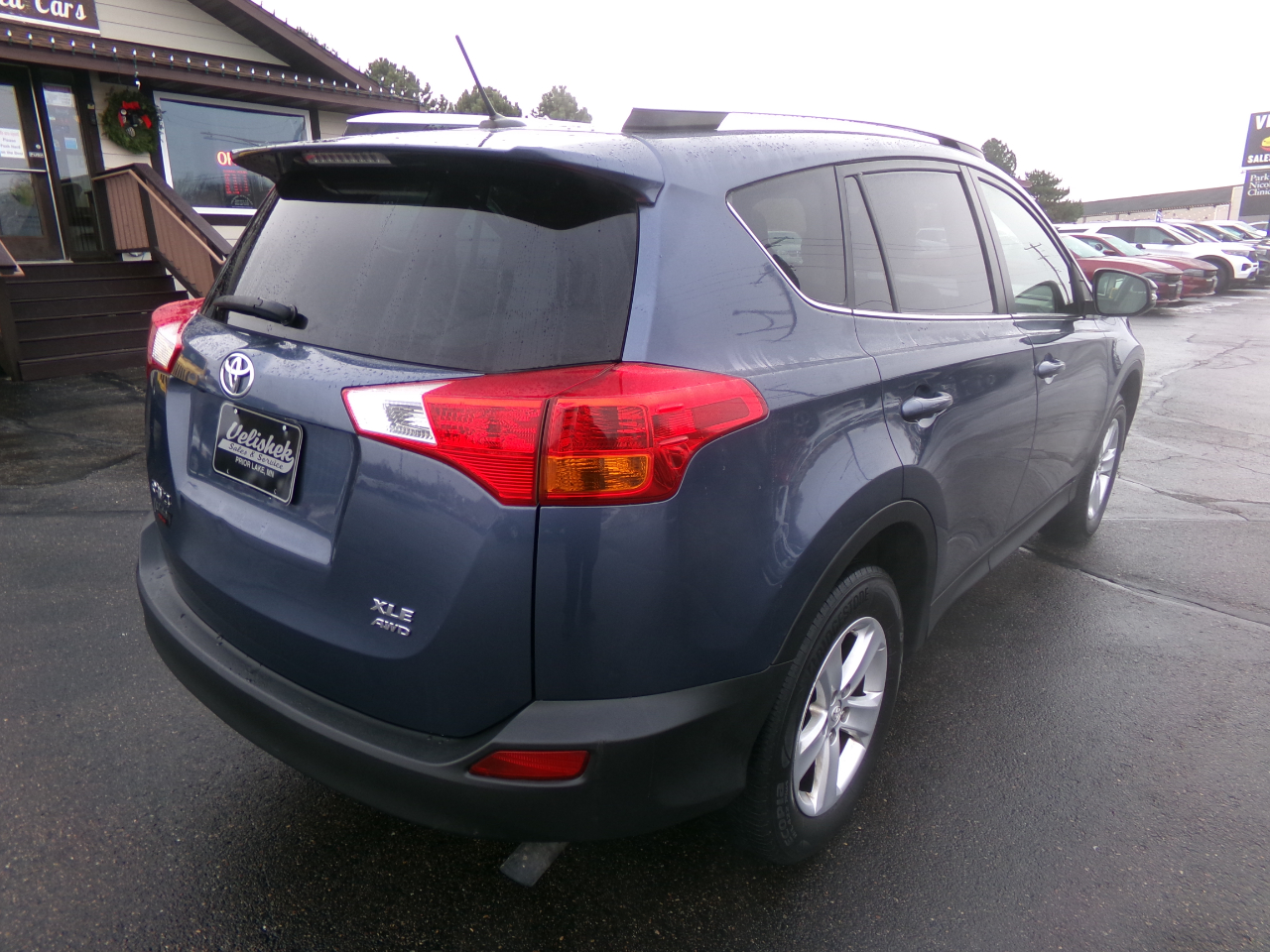 Toyota RAV4 AWD 4dr XLE (Natl) 2014