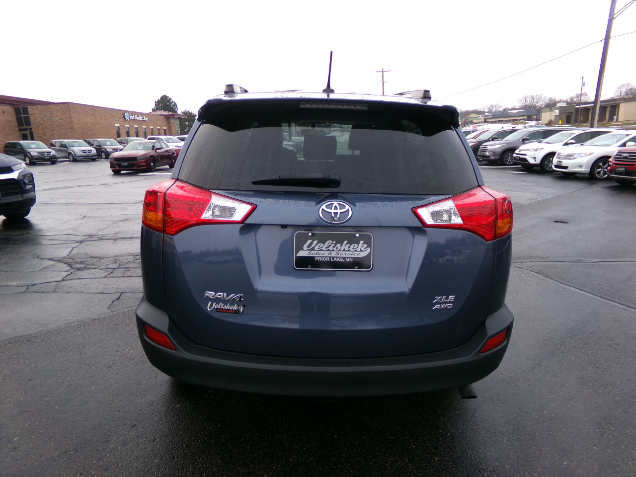 Toyota RAV4 AWD 4dr XLE (Natl) 2014