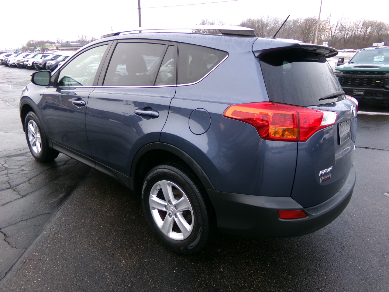 Toyota RAV4 AWD 4dr XLE (Natl) 2014