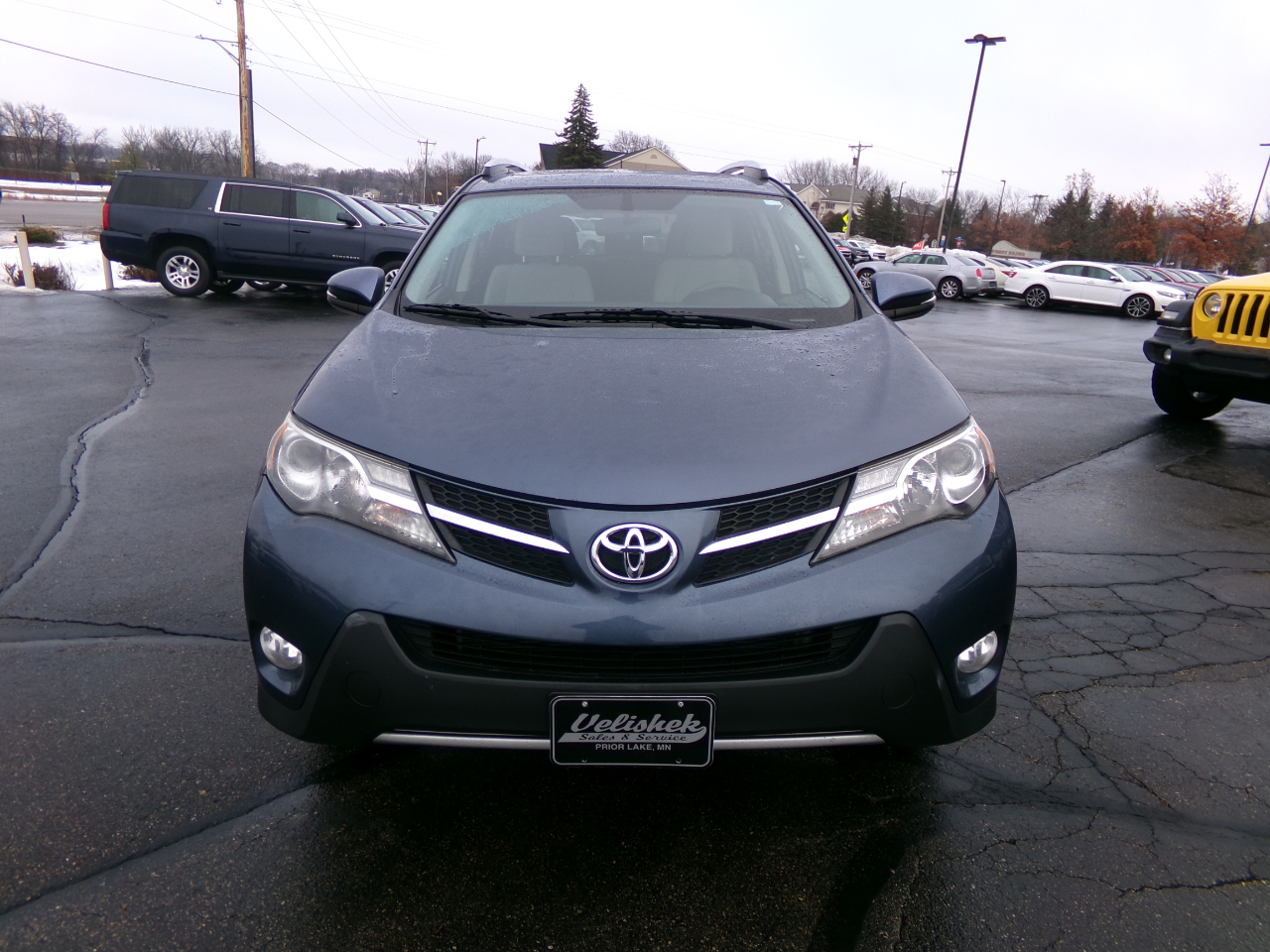 Toyota RAV4 AWD 4dr XLE (Natl) 2014